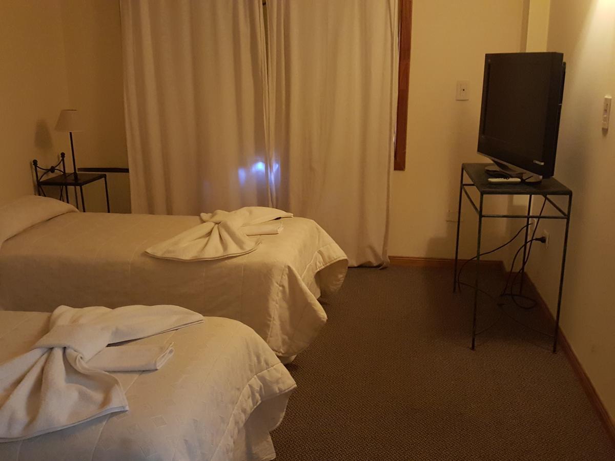 Hotel Kallfu Каваху Екстериор снимка